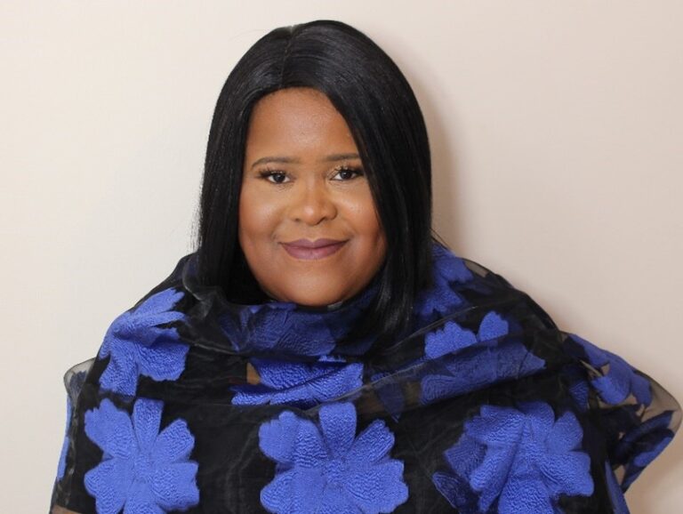 Sandra Kerr photo